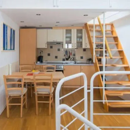 Katherine House ピラン